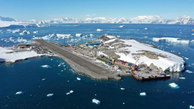 В ізольованих на пів року вчених в Антарктиді виник власний акцент