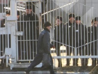 &laquo;Сечин указал на сумку и предложил ее взять&raquo;