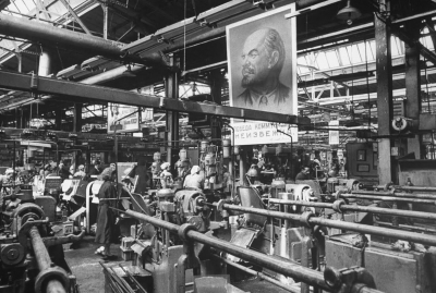 Расплата за развал Советского Союза.