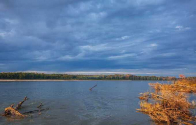 В Новосибирской области трое рыбаков погибли при переправе через Обь на судне